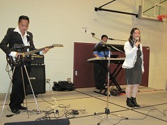Der Thao, winner of the national Singer-of-the-Year Award in Laos, performed in a benefit concert for the People to People Project on October 16, 2010, at St. Anne's Church in Wausau, Wis.  