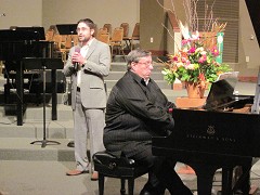 Local vocalist Justin Evans, accompanied by Steve, sang a moving rendition of “Danny Boy.”