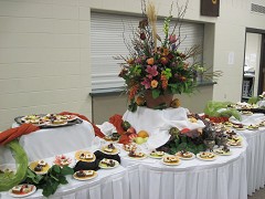 We thank Ms. Katrina Isaacson of Johanna May’s Fine Teas for sponsoring the concert and for the wonderful dessert reception.
