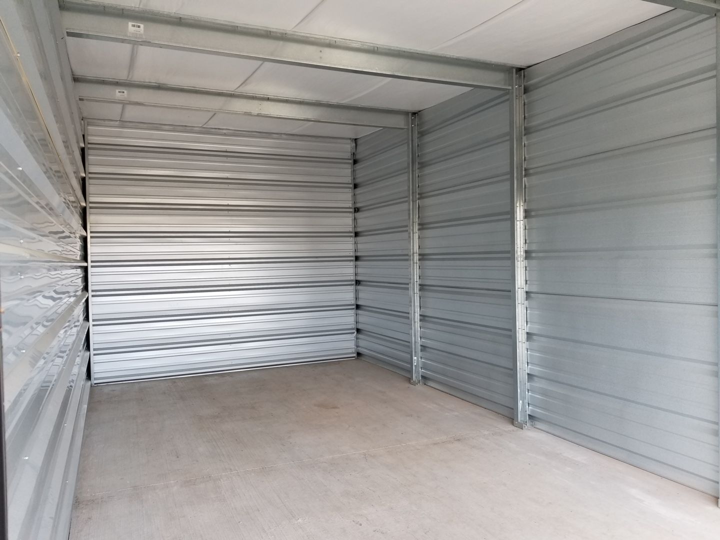 [company,data=name] Outdoor Storage