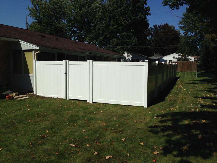 Vinyl Fence Countryside Fence of Wausau, WI