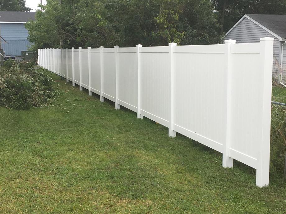 Vinyl Fence Countryside Fence of Wausau, WI