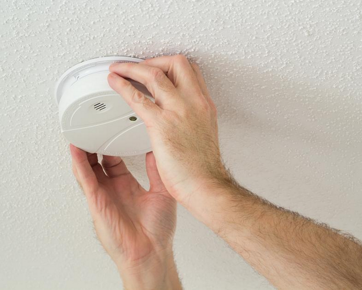 Preventative vs. Reactive Restoration: Choose the Best for Your Home
