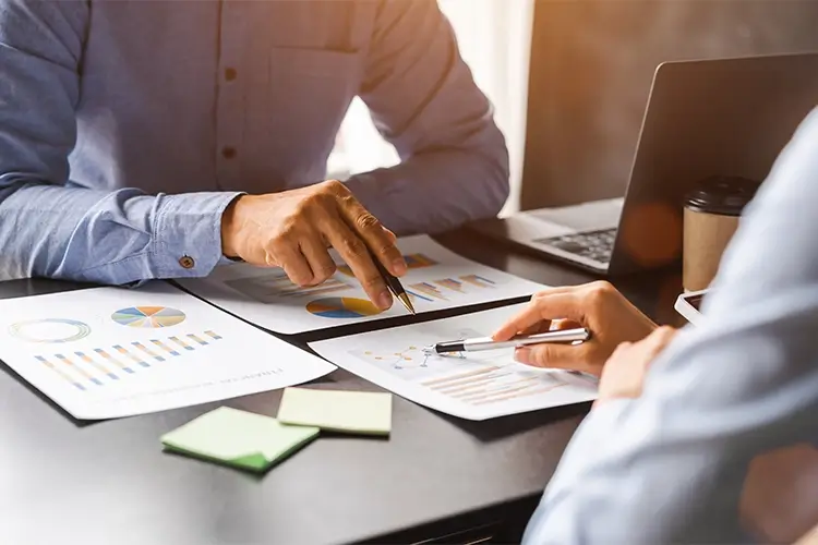 Valuation & Analysis in 