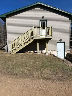 657107CA-deck_stair_after.jpg