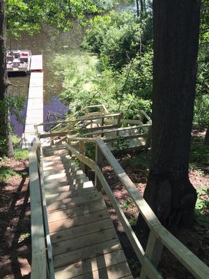 720FEDA5-stairs_lake_2.jpg