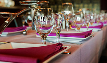 Wholesale Linens: Hotel, Restaurant Linens, Food Service Uniforms