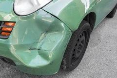 Car Fender Damage: Repair vs Replacement Explained