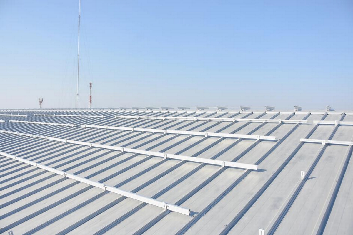 Maintenance Tips for Industrial Metal Roofs to Extend Lifespan