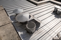 Does Aluminum Roof Coating Stop Leaks and When It Works Best