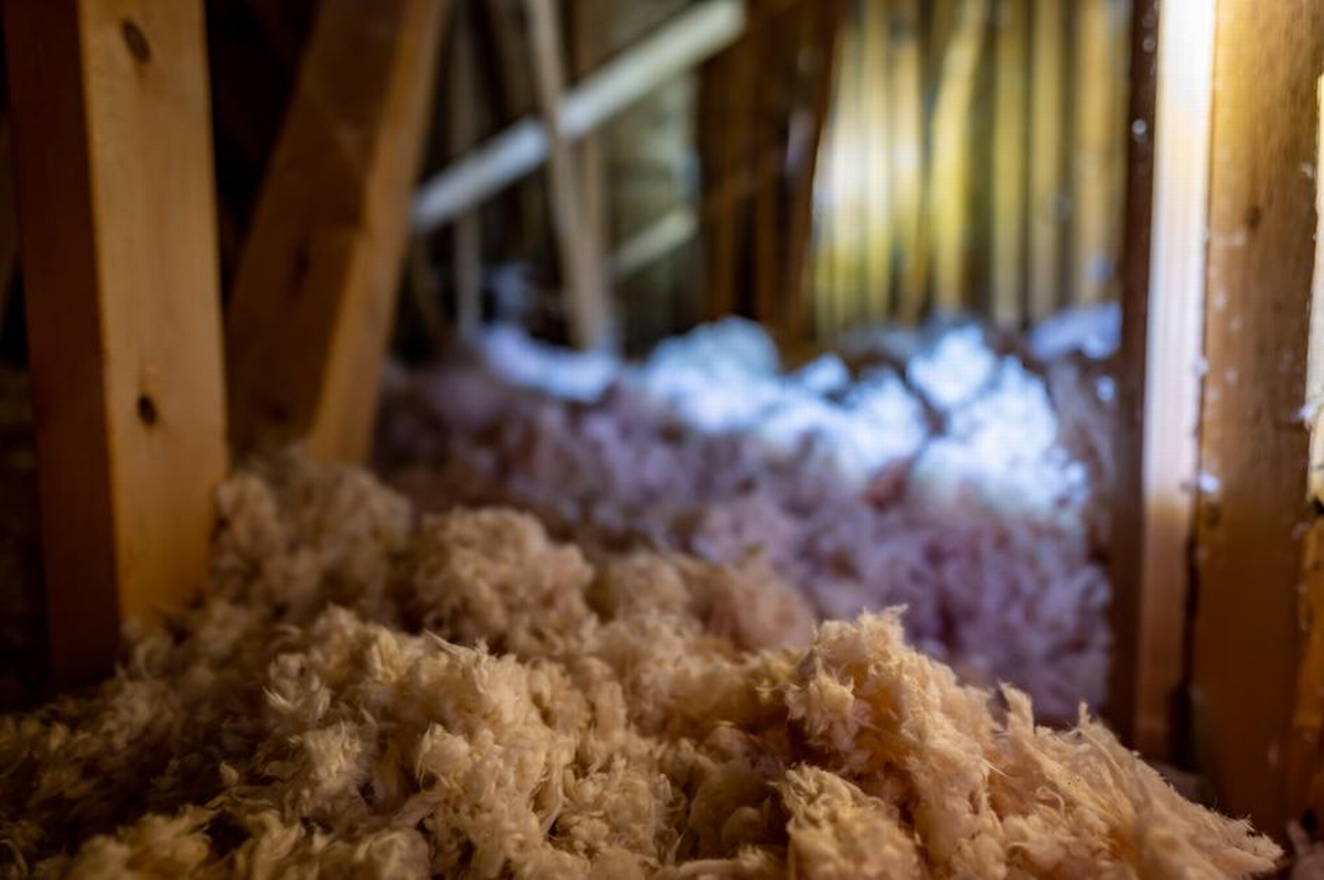 Diagnosing Attic Moisture: Condensation vs Roof Leak