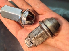 Auto Select's Guide to Lug Nut Replacement