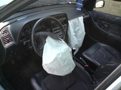 How Does an Air Bag Know When to Deploy? 