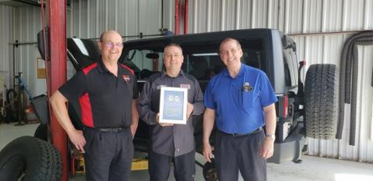 Auto Select Stevens Point Mechanic Awarded NAPA Technician of the Year!