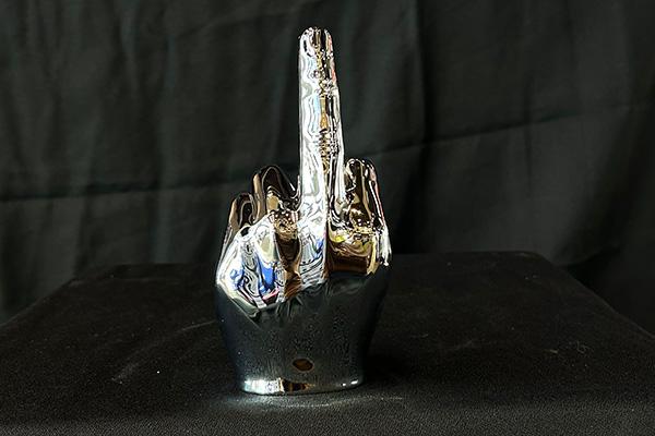 Finger Die Cast Hood Ornament - Chrome 