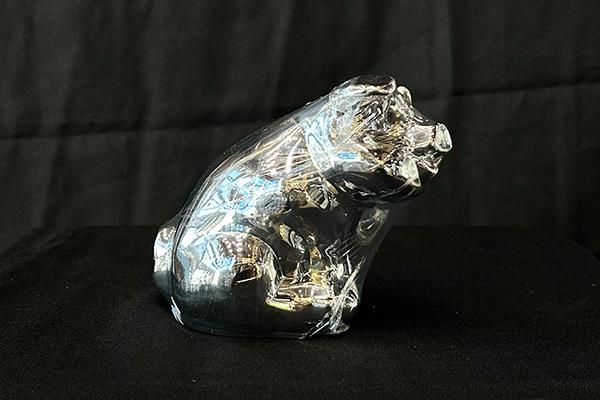 Sitting Pig Die Cast Hood Ornament - Chrome 