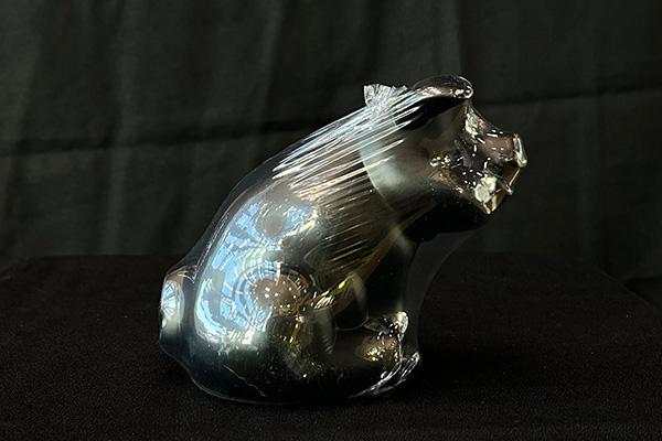 Sitting Pig Die Cast Hood Ornament - Matte Black 