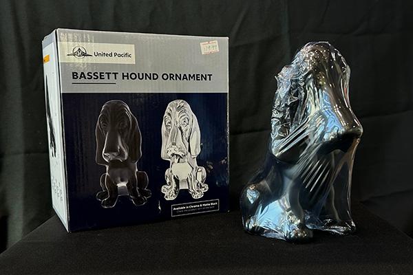 Basset Hound Die Cast Hood Ornament - Matte Black 