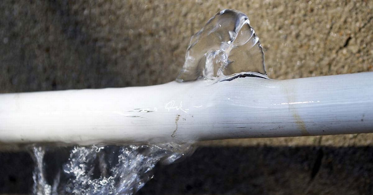 What to do when your pipes burst from freezing weather temperatures: