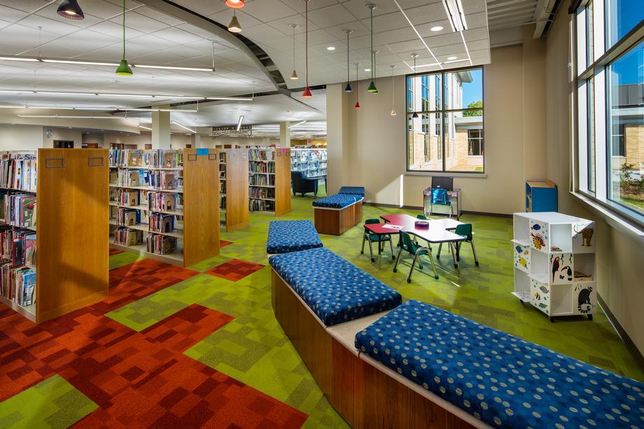 Everett Roehl Marshfield Public Library