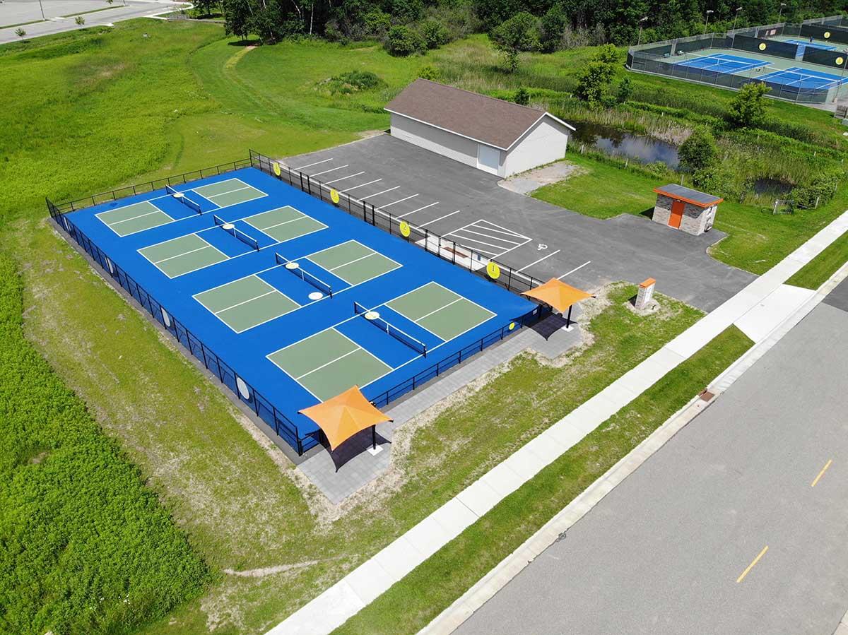 Forward Pickleball Courts