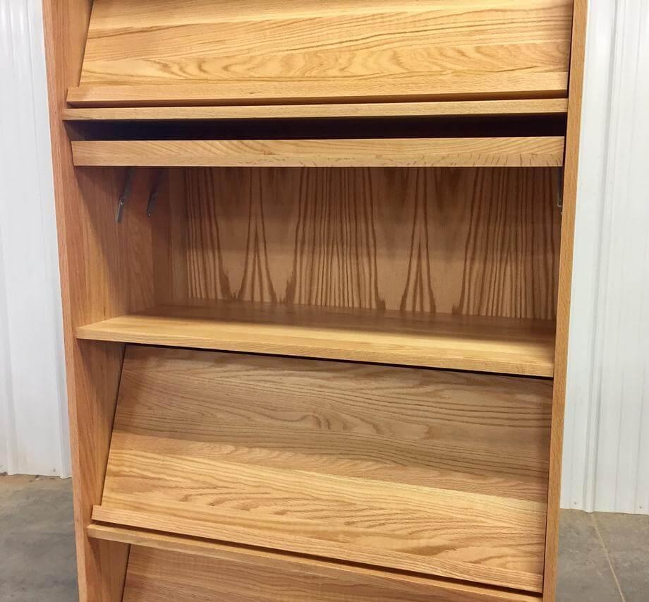 CCEAD0C3-moevable_shelf_3.jpg