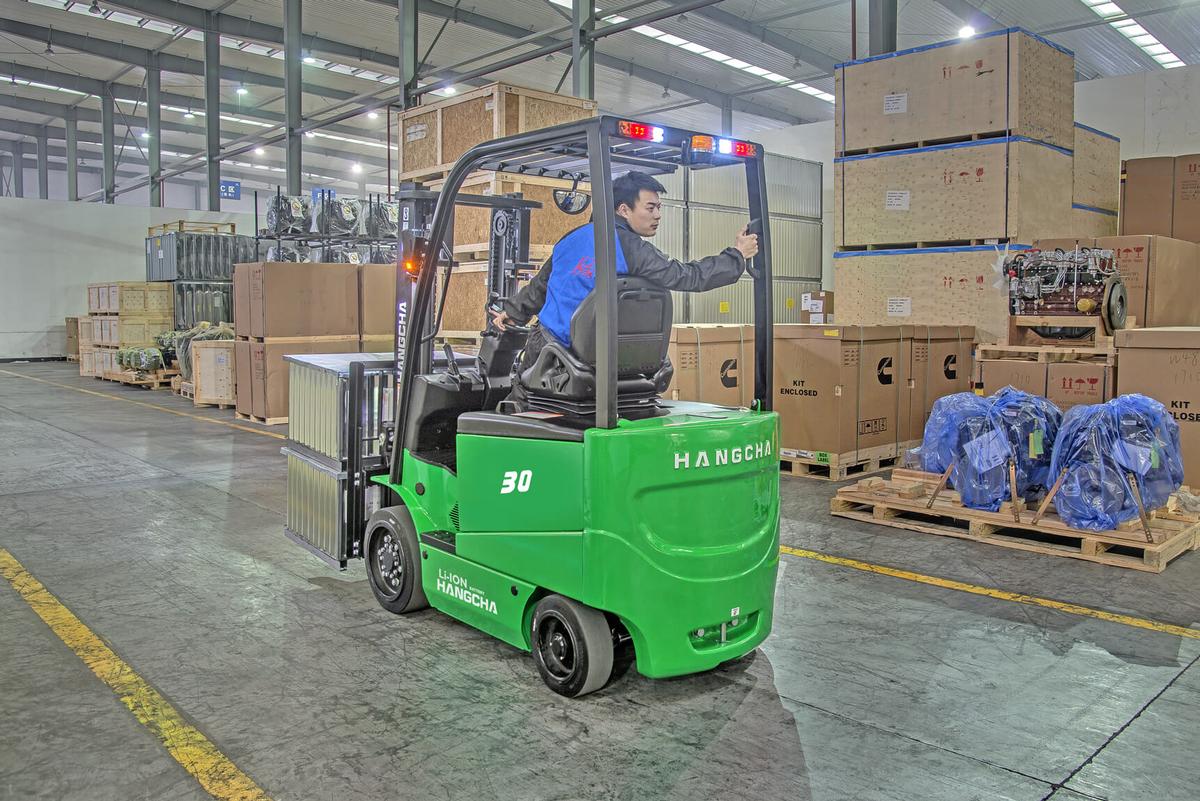 X Series Electric Lithium-ion Cushion Tire Forklift